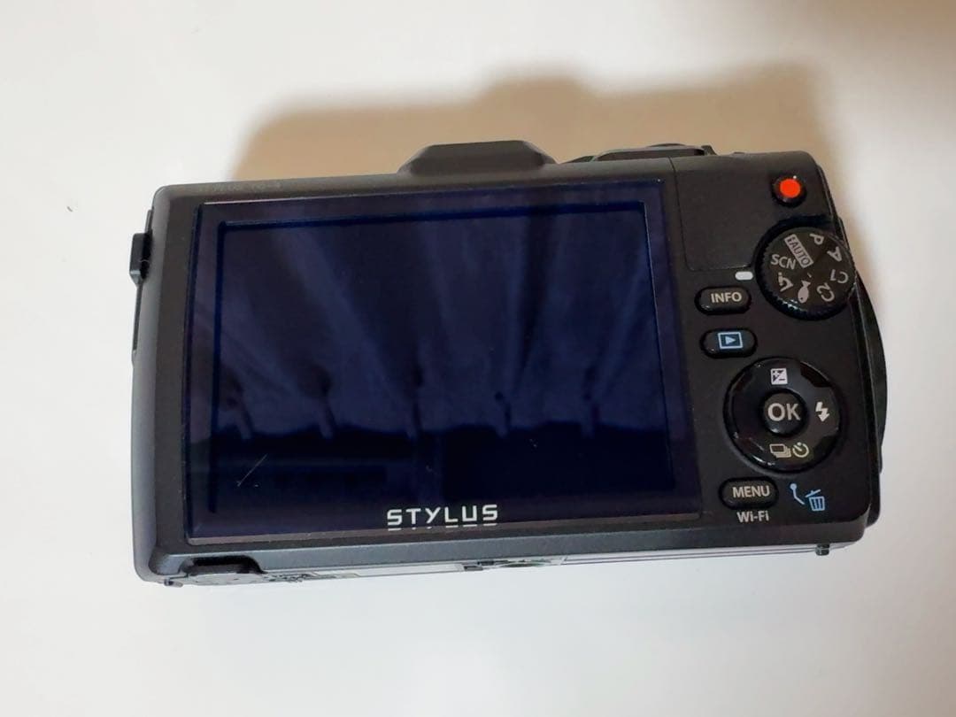 最終値下げOLYMPUS TOUGH TG-4ブラック コンパクトデジタルカメラ