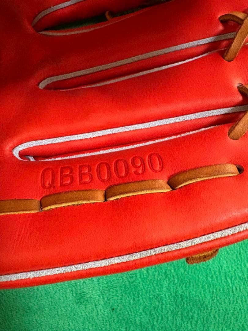 【ほぼ新品】UNDER ARMOUR 硬式、外野手、右投げ、柳田モデル