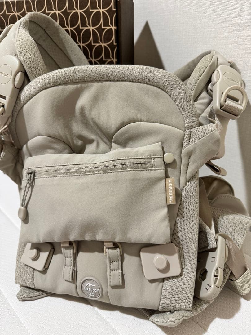 早い者勝ち　エアバギー　ベビーキャリア　抱っこ紐　サンドアッシュ