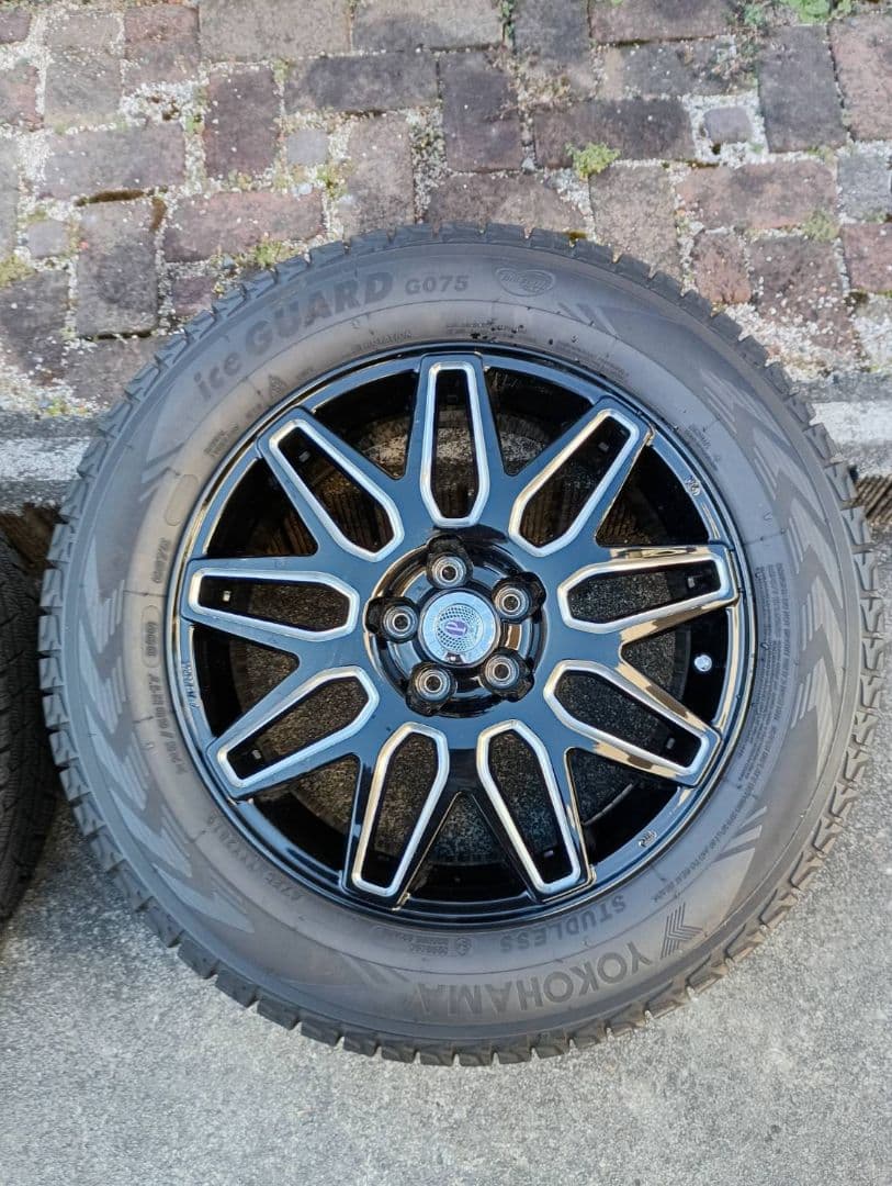 専用商品　1７インチ　ホイール・タイヤ４本セット　スタッドレス　タイヤカバー付き