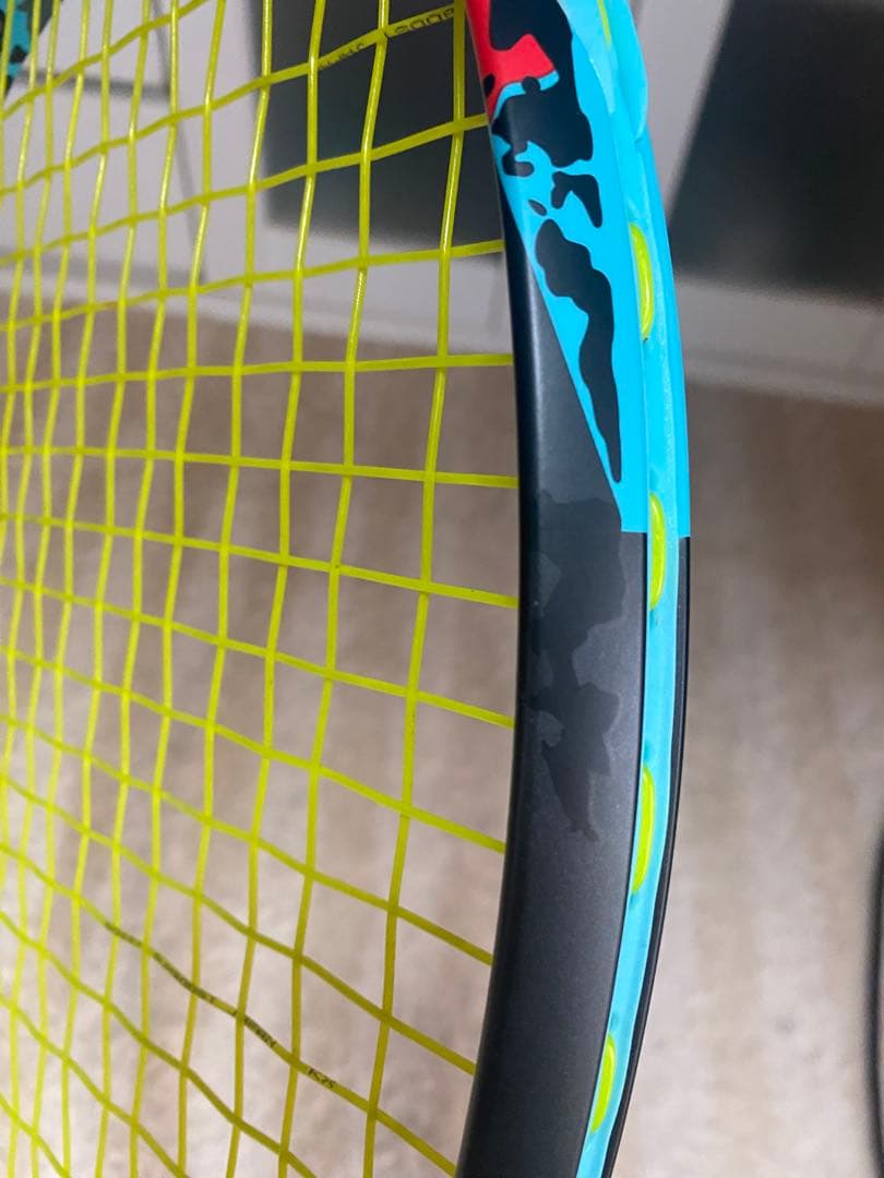 YONEX ジオブレイク70Sラケットケース、ストリング、タイヤグリップ3色付き