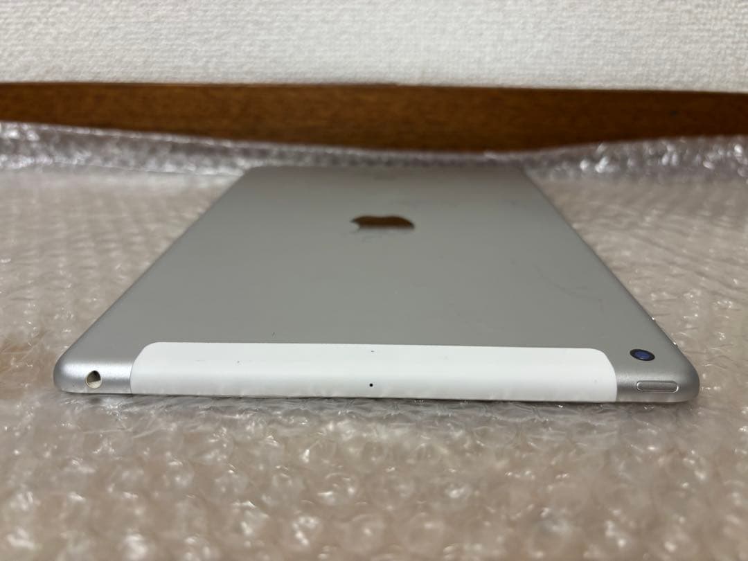 apple iPad 6世代　A1954 32GB cellular Wi-Fi