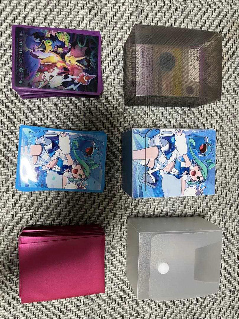 引退品トレーディングカード 約1500枚 スリーブ付きデッキ3個　値段交渉可能