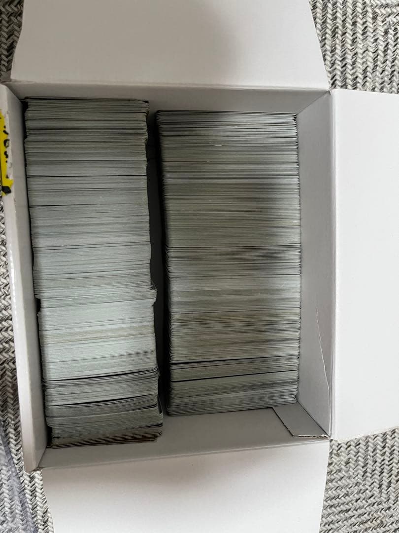 引退品トレーディングカード 約1500枚 スリーブ付きデッキ3個　値段交渉可能