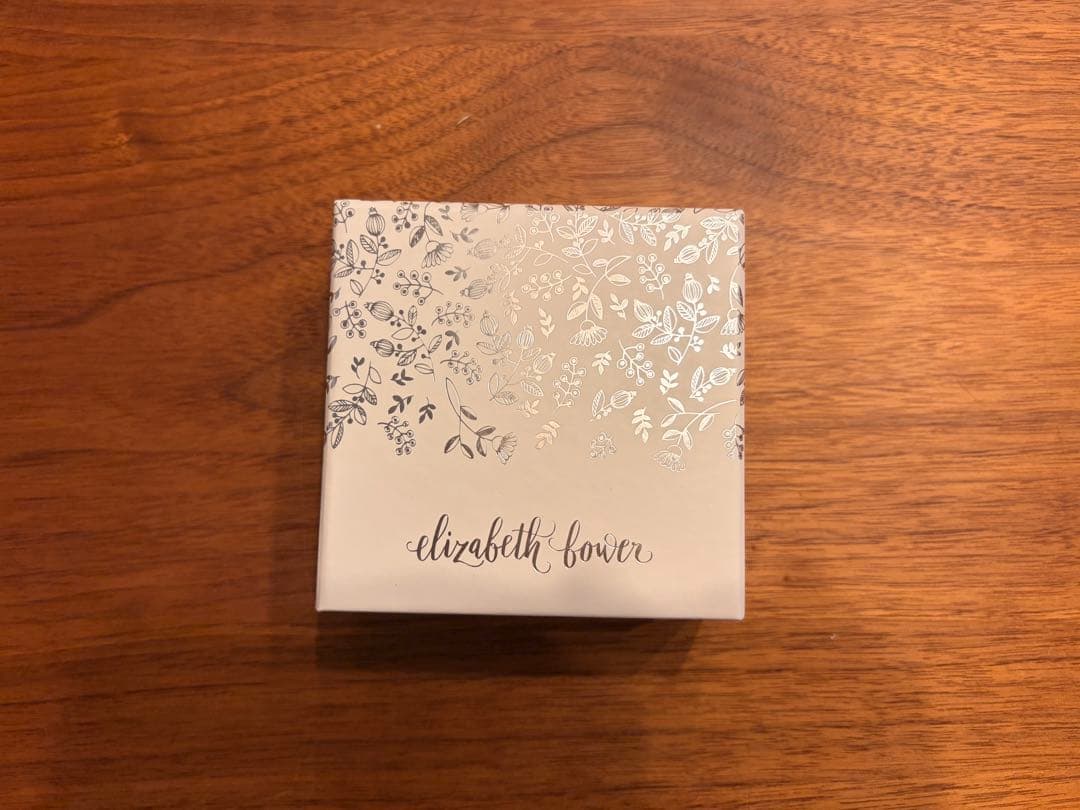 【nさん専用】 elizabeth bower パール イヤリング