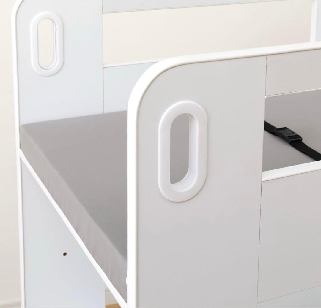 訳あり　新品未使用　ニトリ　移動するオムツ替え台　ベビー家具　直接取引