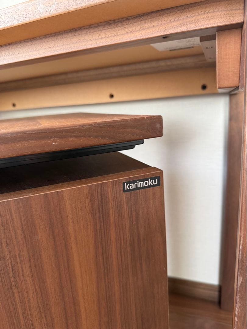 カリモク家具　デスクとキャビネットのセット
