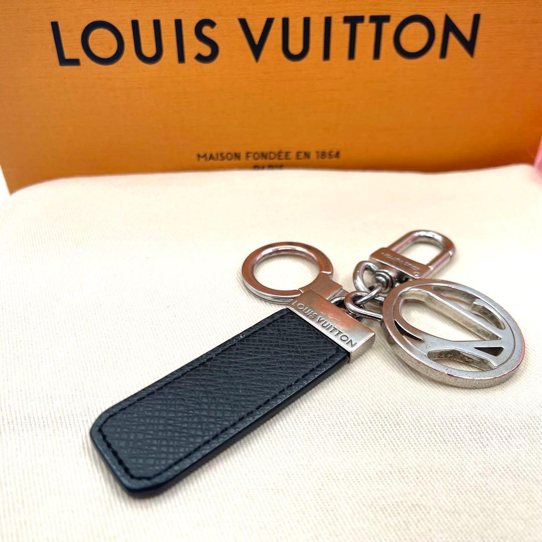 ルイヴィトン キーホルダー キーリング タイガ　ＬＶクラブ　849