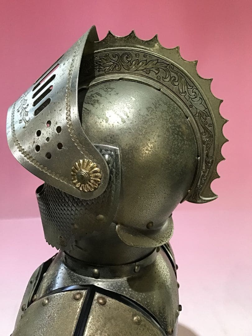 レア ニッカウヰスキー￼ 甲冑騎士、ウイスキーグラスボトル ￼￼