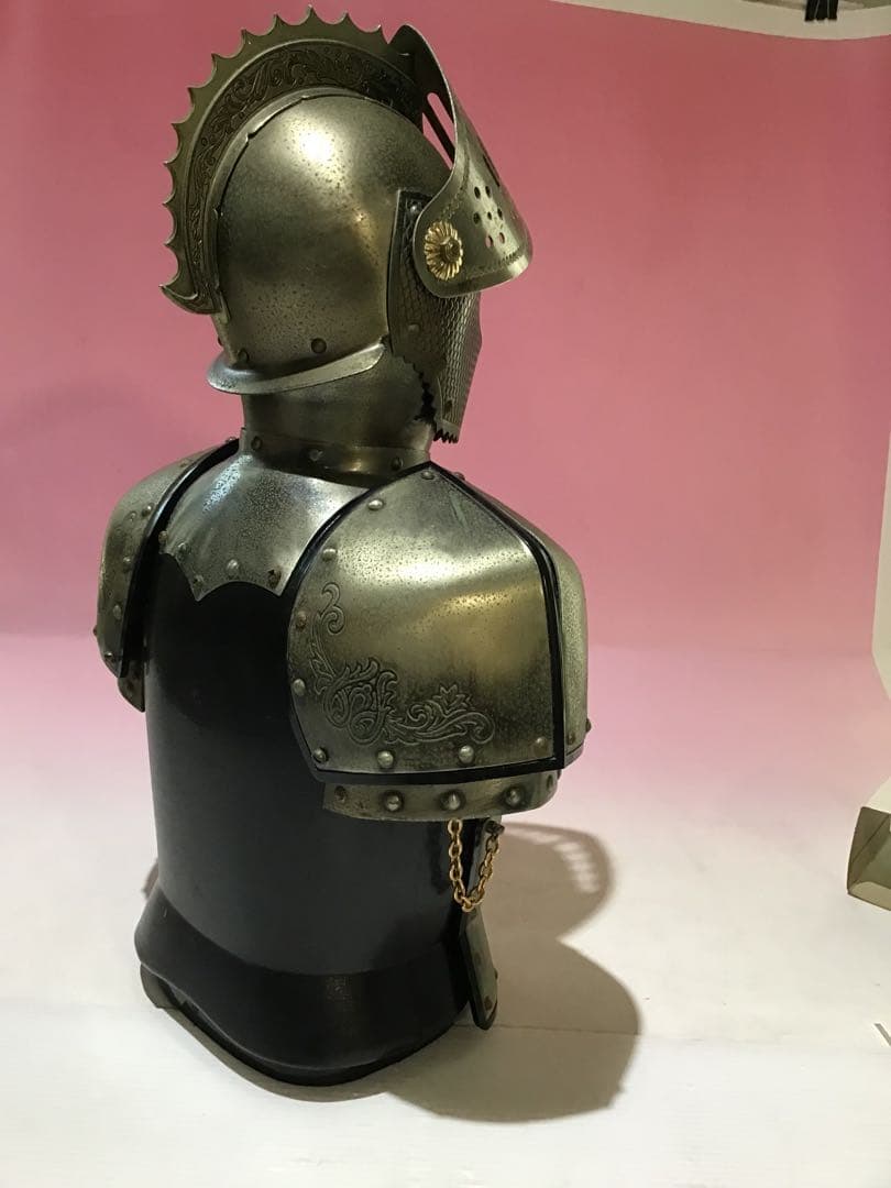 レア ニッカウヰスキー￼ 甲冑騎士、ウイスキーグラスボトル ￼￼