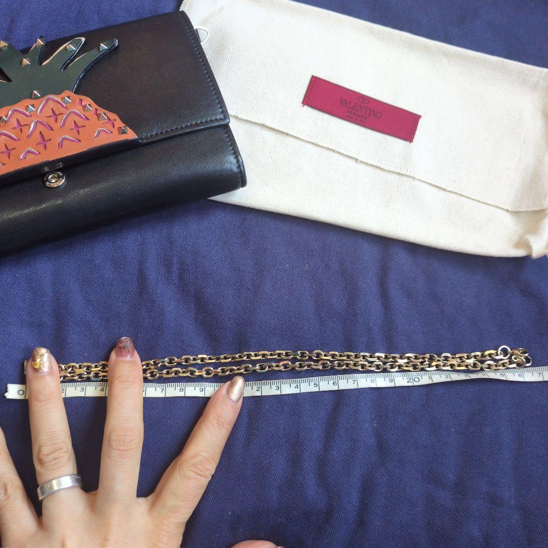 ヴァレンティノガラヴァーニ 長財布 パイナップル