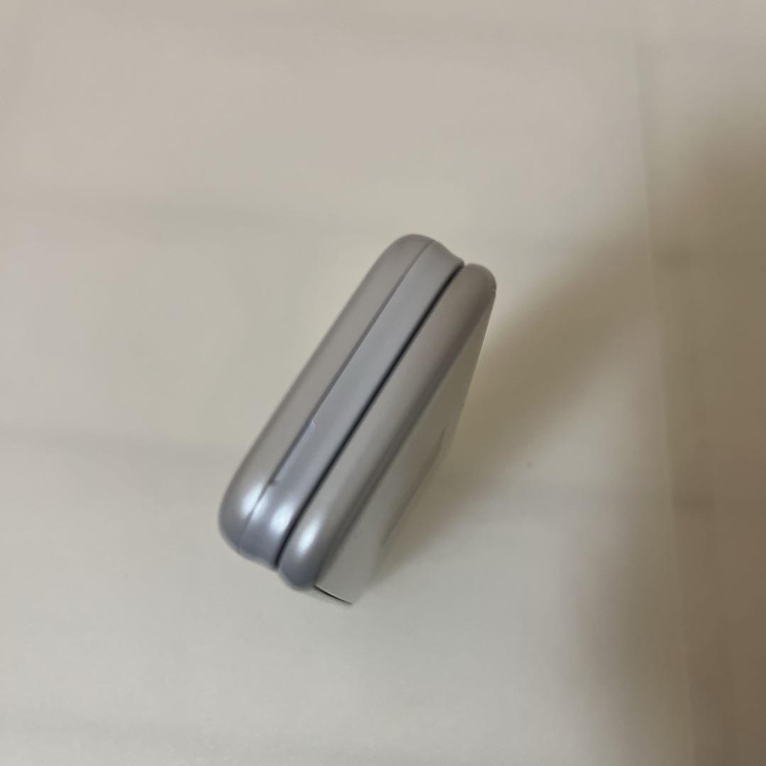 【極美品】NTTドコモ 富士通 らくらくホン F-01M ホワイト docomo