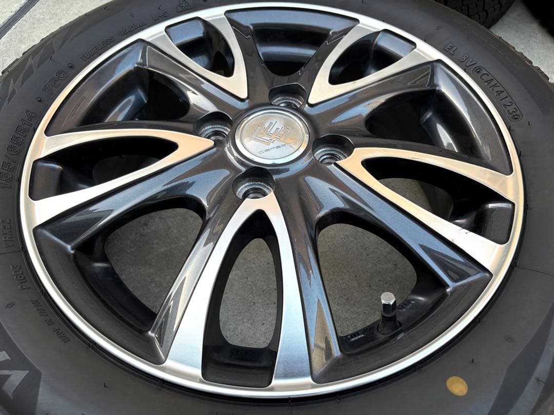 幸！NBOX スタッドレスタイヤ　2本セット