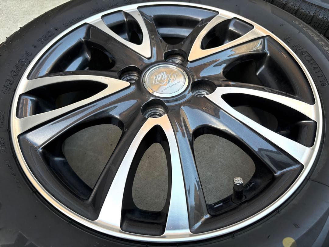 幸！NBOX スタッドレスタイヤ　2本セット