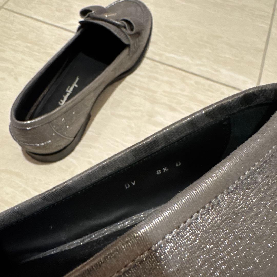 【美品レア】Ferragamo モカシン/ローファー リボン シルバー 25.5