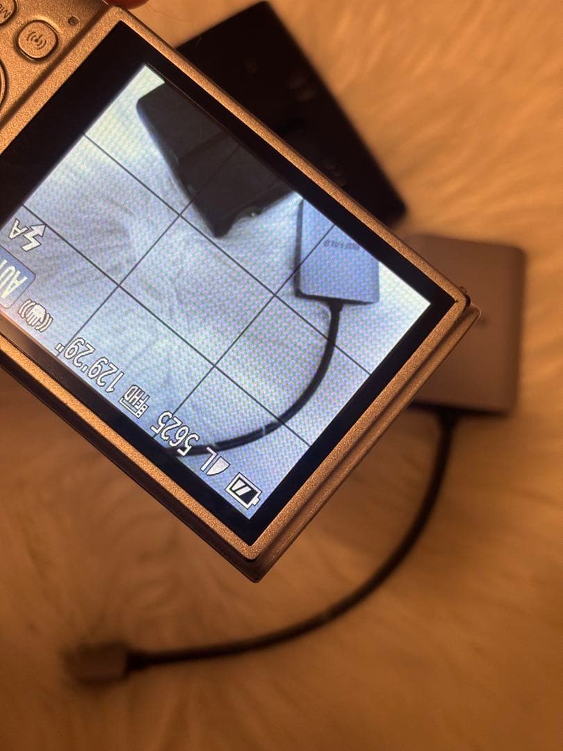 Canon キャノン IXY650 シルバー　スマホ転送機付き