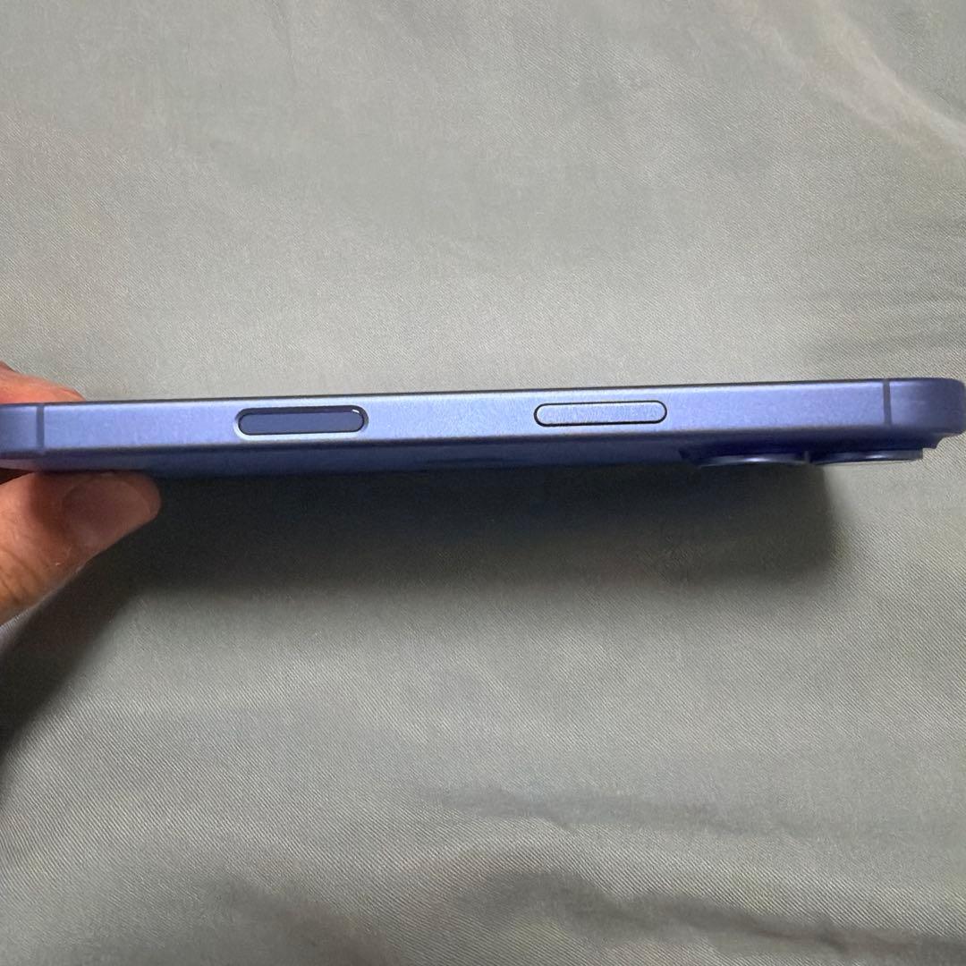 iPhone16 128GB ウルトラマリン SIMフリー バッテリー100%