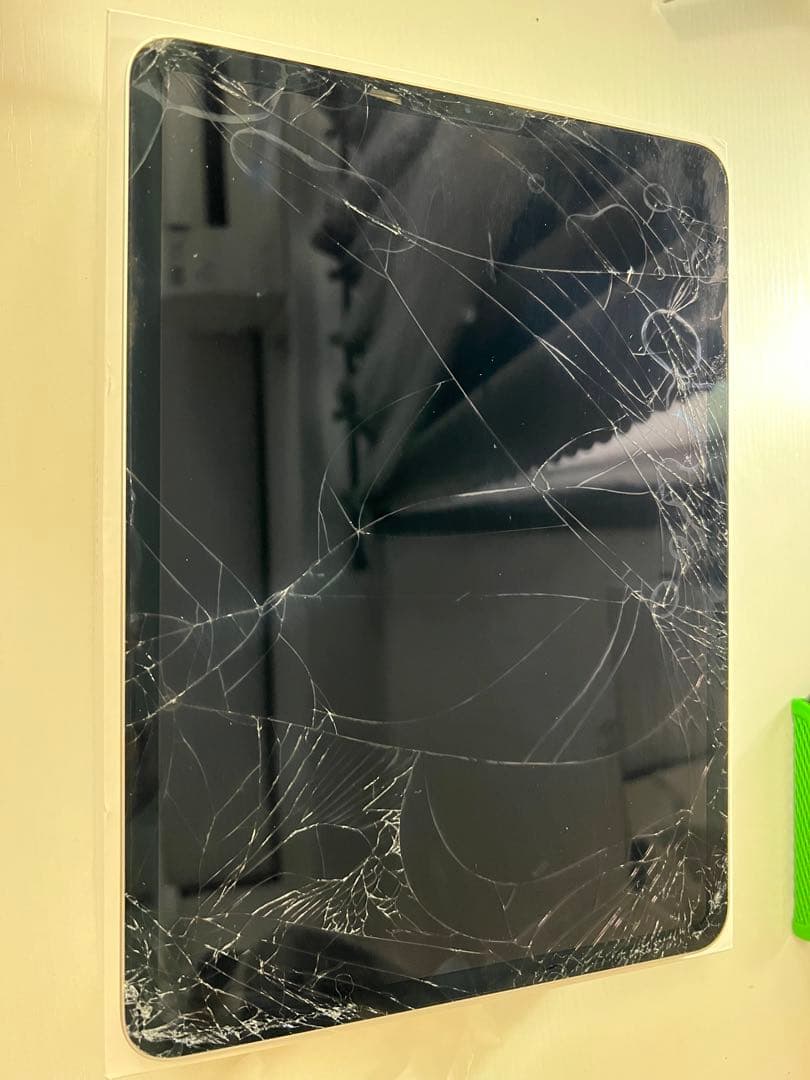 iPad Pro 2020 第二世代　128G シルバー