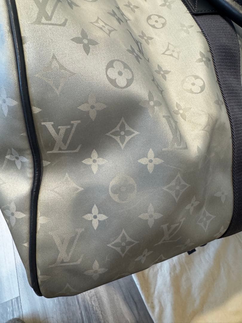 LOUIS VUITTONモノグラムサテライト キーボルバンドリエール50バッグ