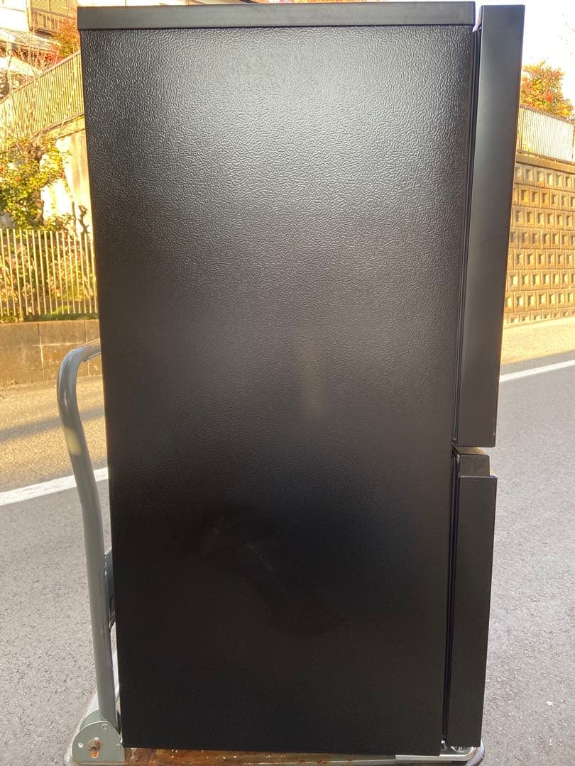 はちわれ Hisense 2024年製 135L 冷蔵庫 ブラック