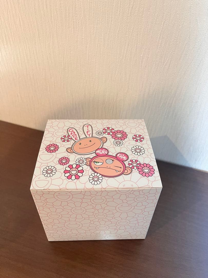 Takashi Murakami 　フィギュア　村上隆　CASETiFY 限定