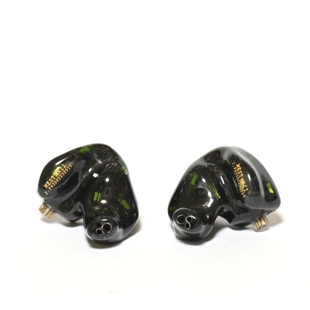 Unique Melody MEST MKII Custom イヤホン