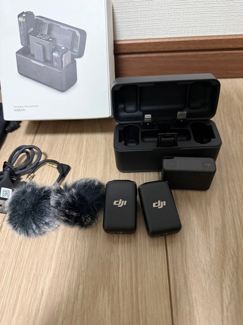 DJI Mic(トランスミッター×2 + レシーバー×1 + 充電ケース)