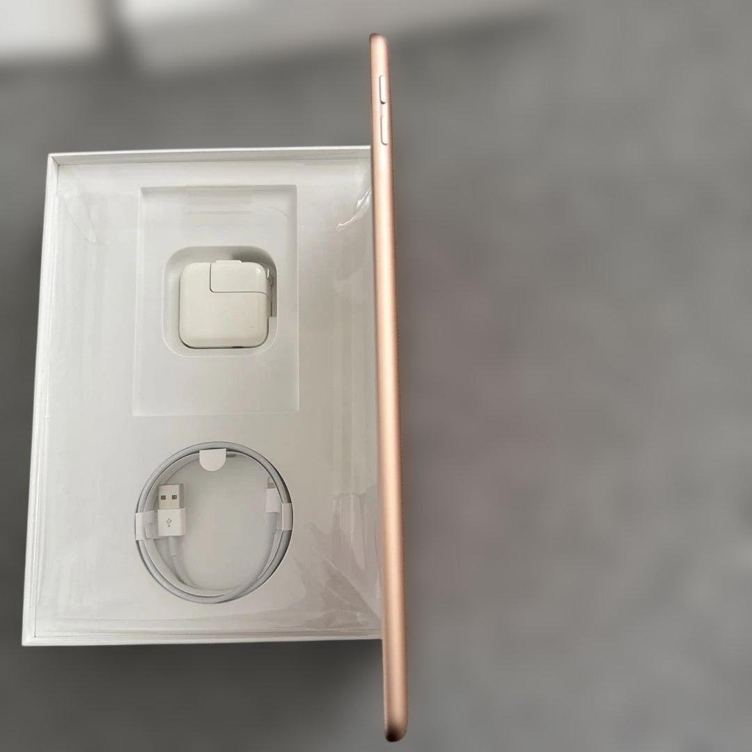 Apple iPad 128GBセルラーモデル 第6世代ゴールド