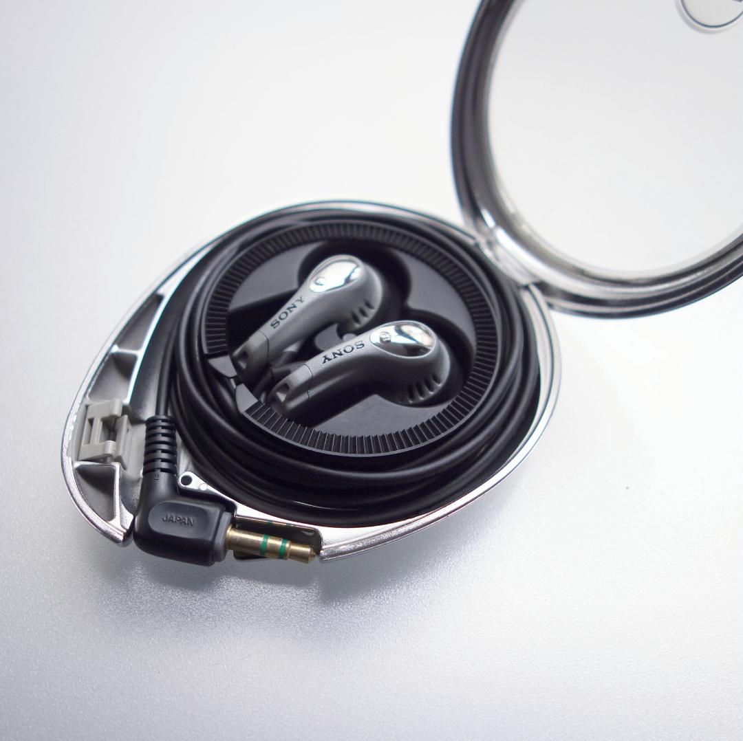 【音出し確認品】高音質 ソニー イヤホン MDR-E575 巻き取り式ケース付き