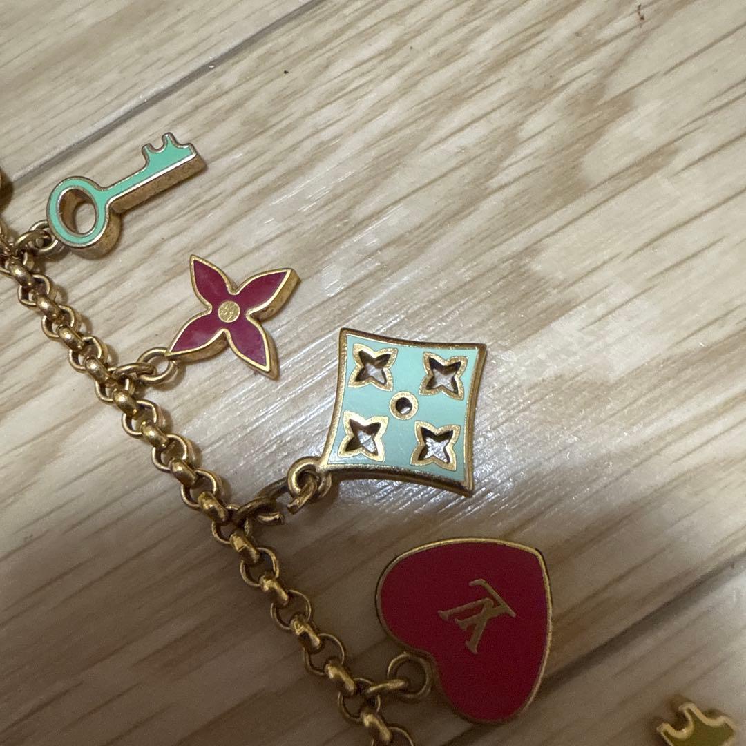 ルイヴィトン　LOUIS VUITTON バッグチャーム