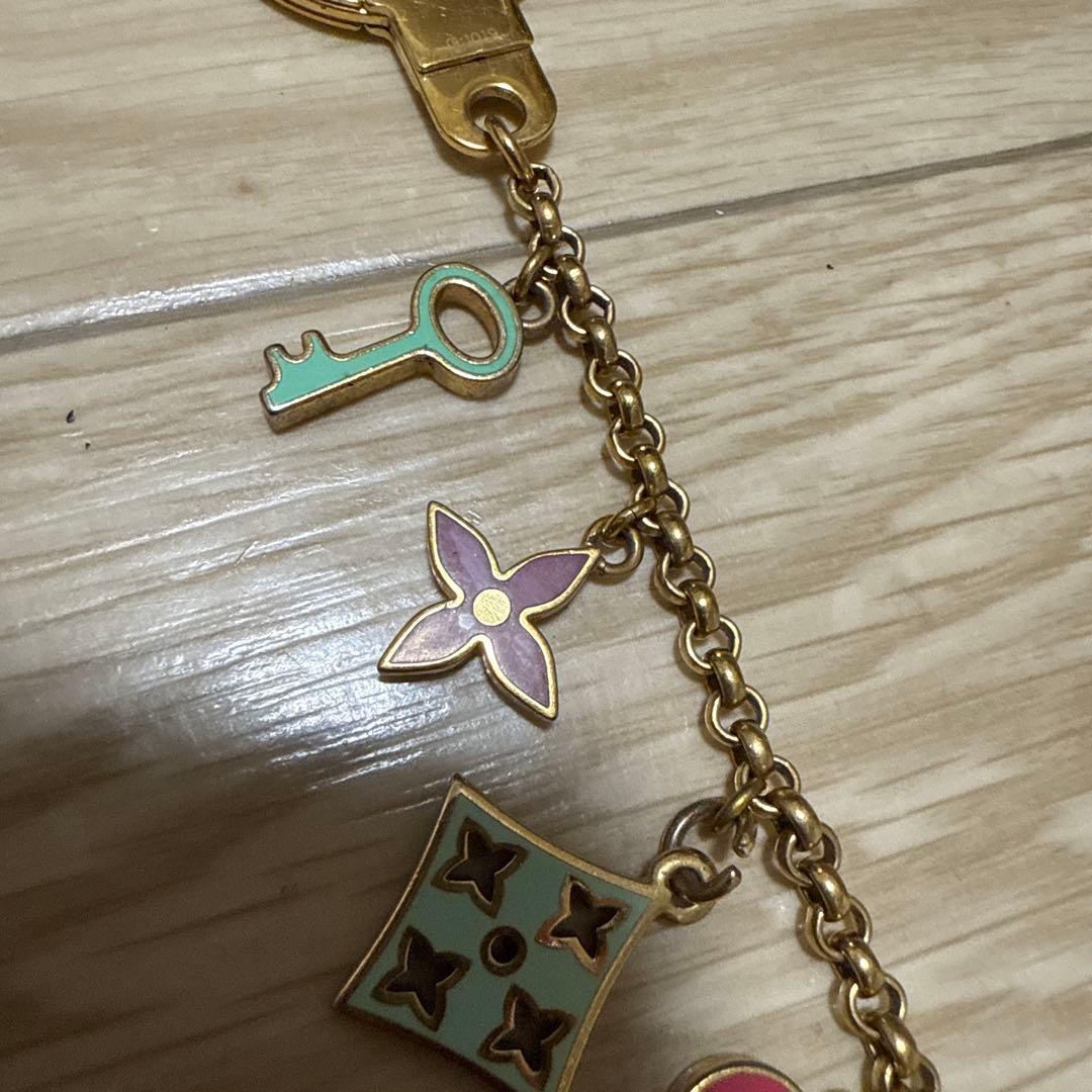 ルイヴィトン　LOUIS VUITTON バッグチャーム