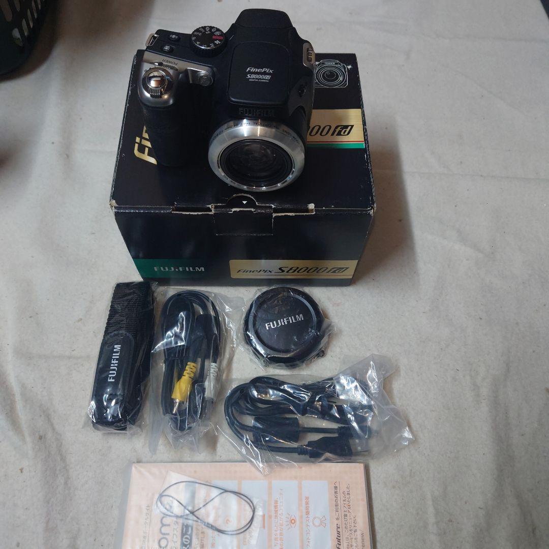 FUJIFILM FinePix S8000fd デジタルカメラ
