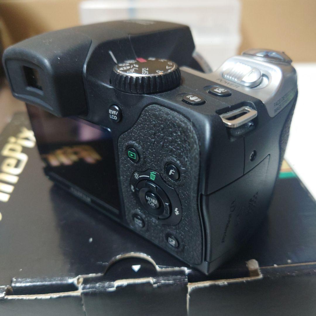 FUJIFILM FinePix S8000fd デジタルカメラ