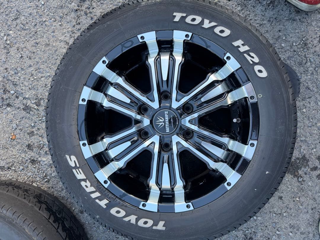引き取り限定(大阪堺)バトルシップ17インチタイヤ・ホイールセット　ハイエース