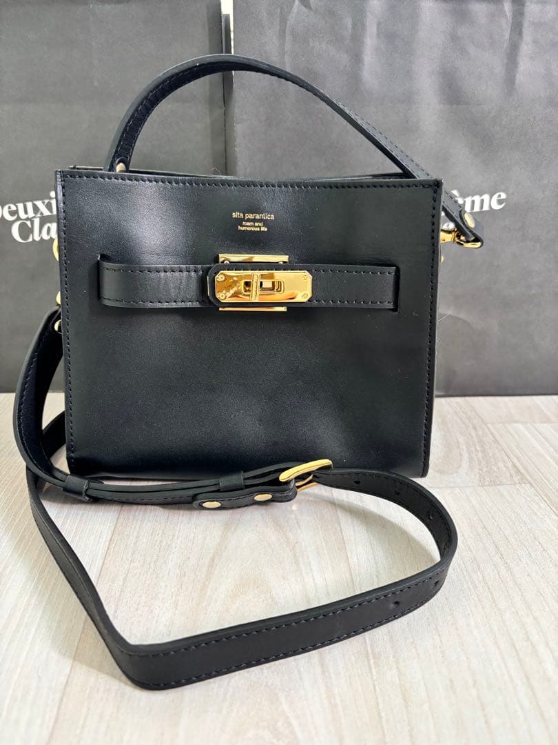 MUSE de Deuxieme Classe SITAPARANTICAバック