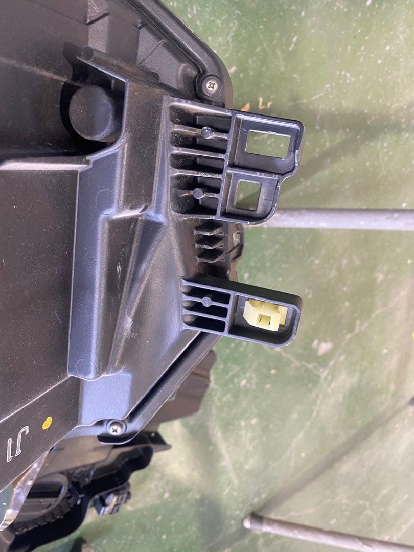 ホンダ純正RP3 RP4 RP5 ステップワゴン スパーダ右LED ヘッドライト