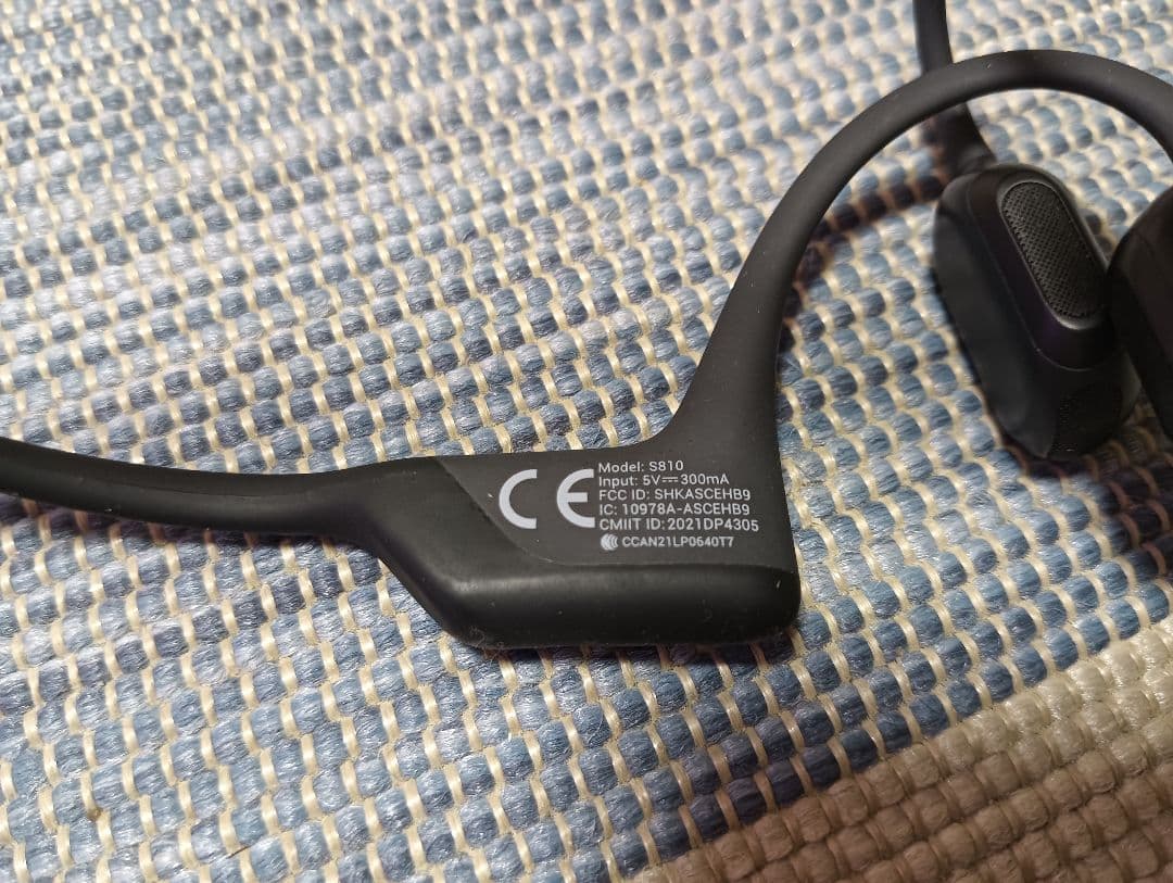 SHOKZ OPENRUN PRO （ブラック）充電ケーブル付き