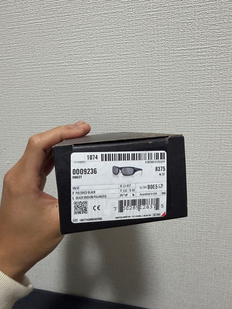 OAKLEY Valve サングラス