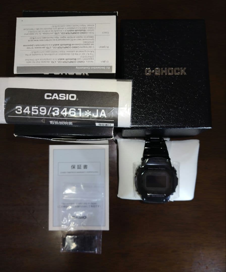たっちゃんさん専用　新品未使用品　G-SHOCK GMW-B5000GD-1J
