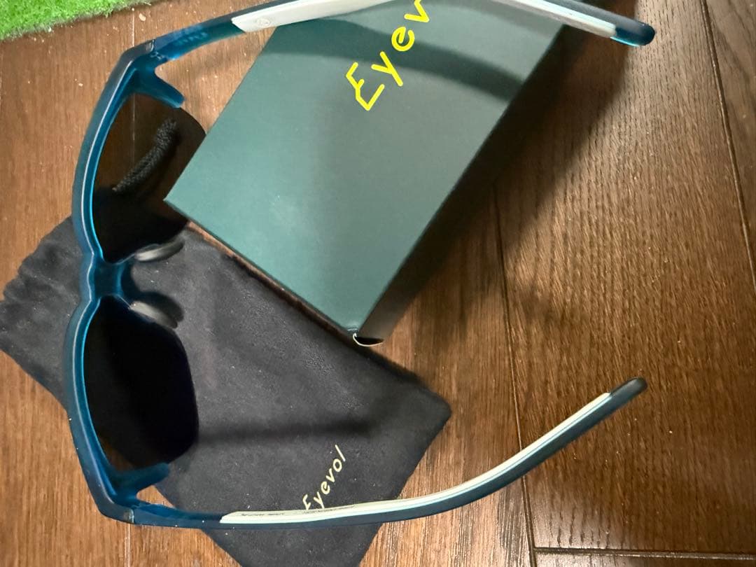 Eyevol FREDRIKSSON ブルー✖️ダークグレー