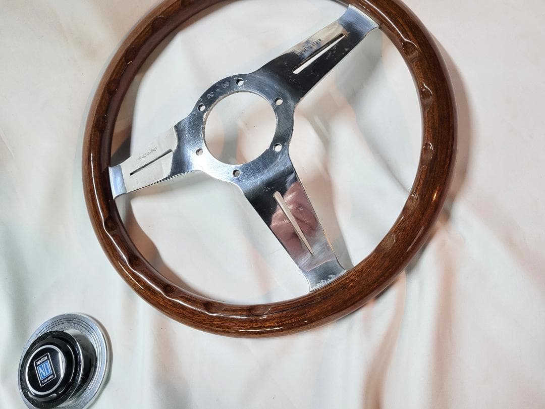 -★NARDI ナルディ　クラシック　ウッドステアリング　33mm