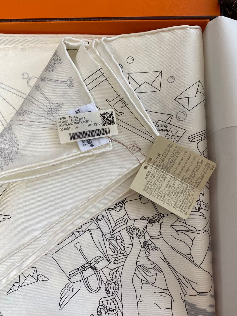 値下げ新品2024SS　エルメス　カレ90　エルメスフラッグシップ　ホワイト