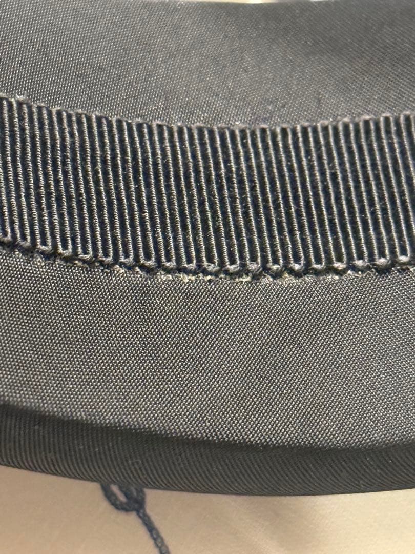 PRADA ナイロンヘアバンド