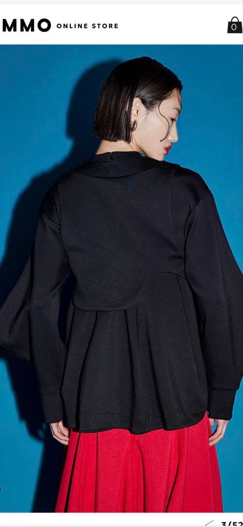 OMMO バルーンスリーブ 黒 長袖トップス