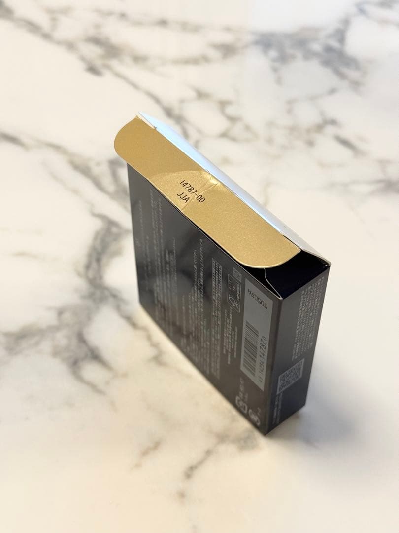 新品　クレドポーボーテ プードルコンパクトエサンシエルn フェイスパウダー