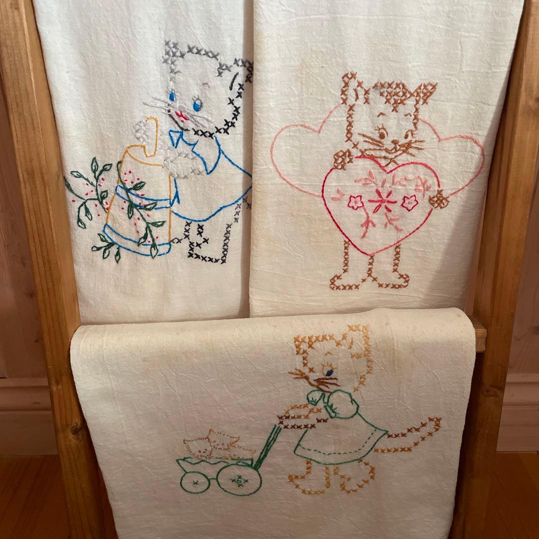 ☆レア☆ヴィンテージ キトゥン エンブロイダリーウィークリークロス ７枚セット