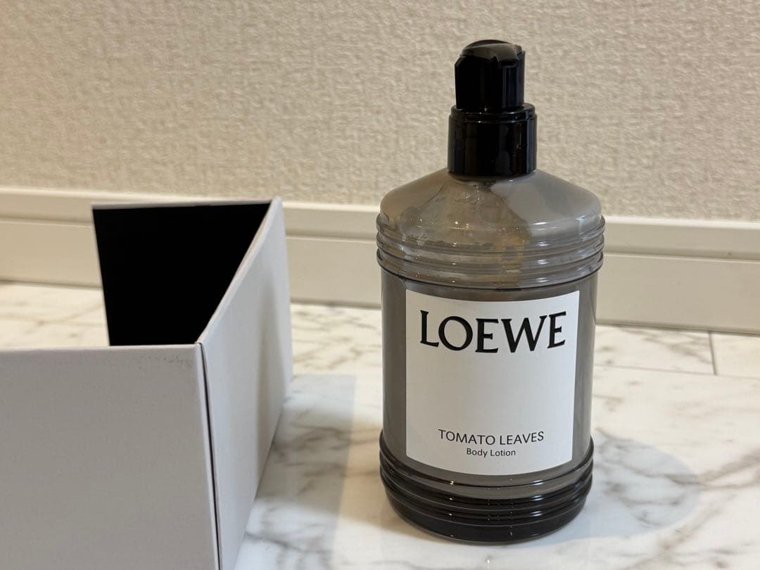 LOEWE ロエベ　ボディローション　トマトリーフ　360ml