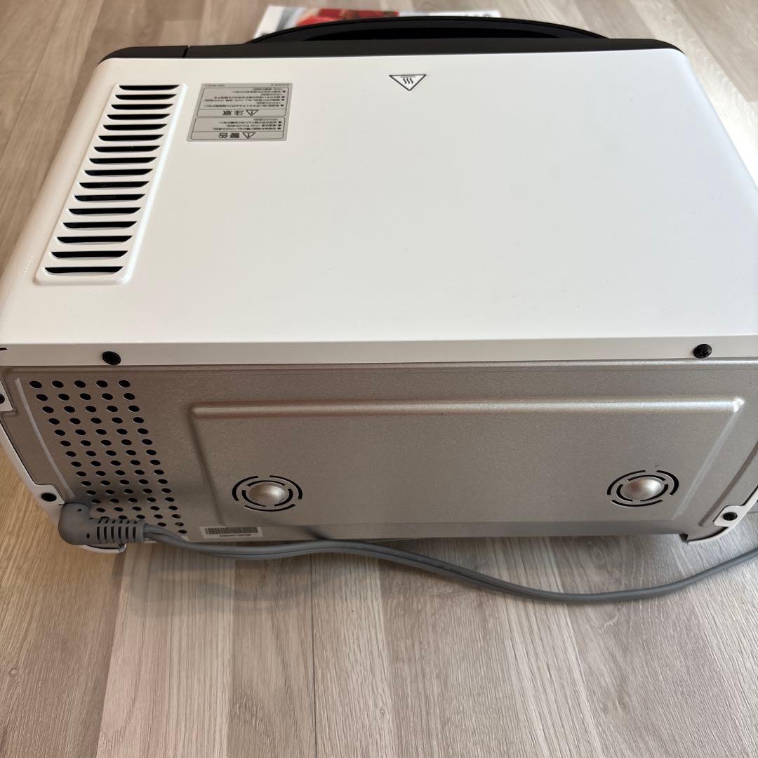 DeLonghi ピザオーブン 陶製ピザストーン付き　コンベクション　デロンギ