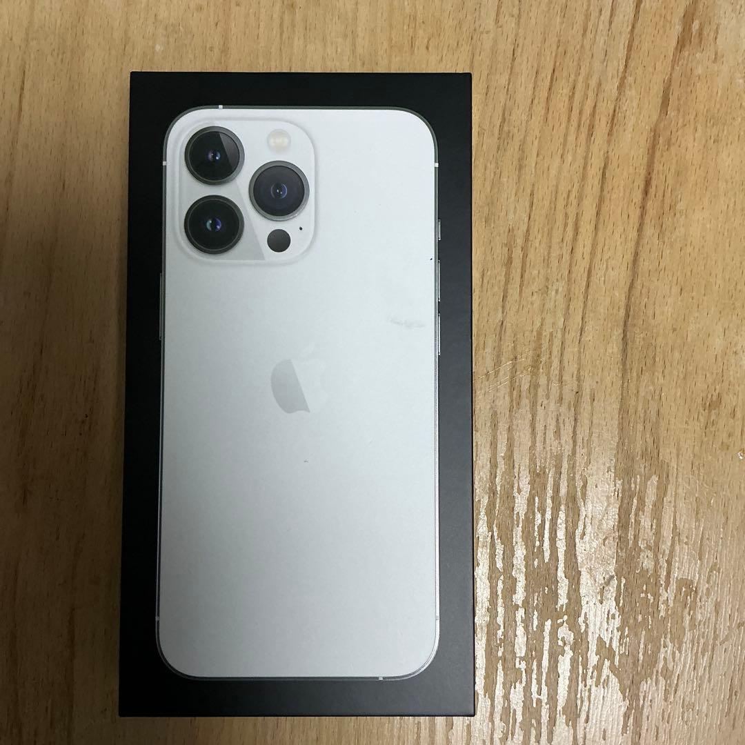 Apple iPhone 13 Pro シルバー 128g