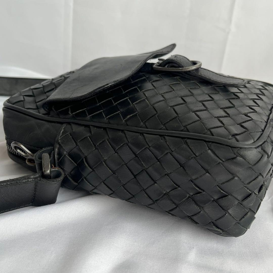 ✨️極美品✨️ BOTTGAVENETA イントレチャート ショルダーバッグ　黒